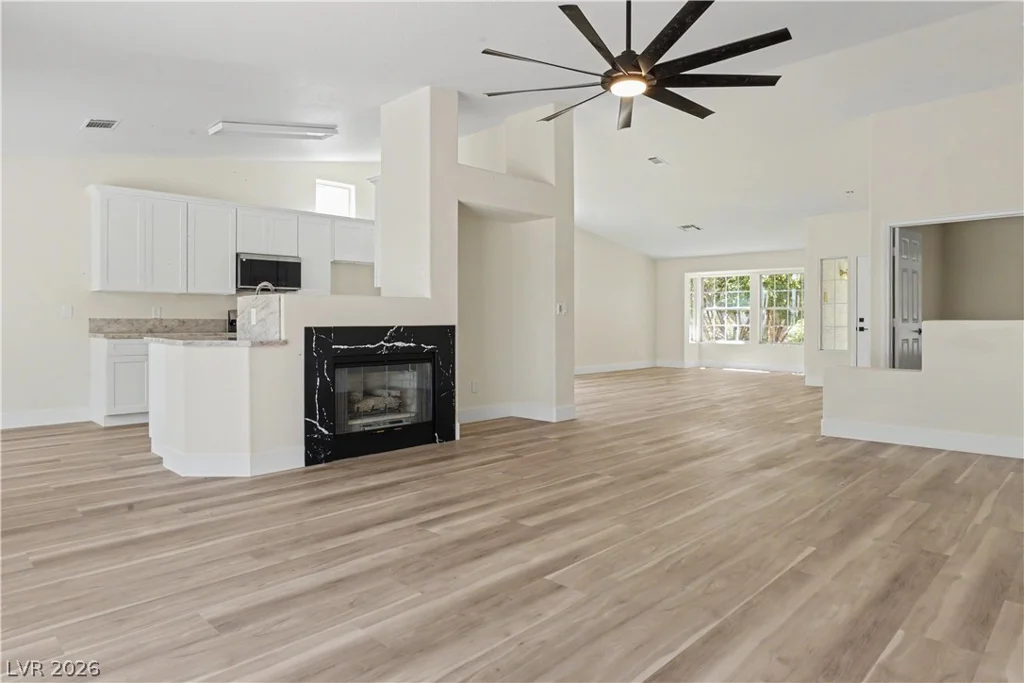 3912 Wide River, Las Vegas, NV 89130