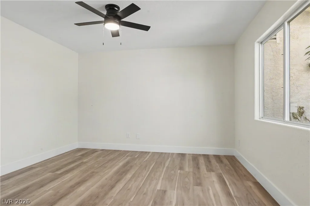 3912 Wide River, Las Vegas, NV 89130