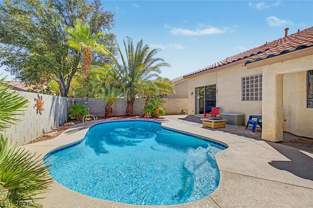 1104 Deshields, Las Vegas, NV 89123