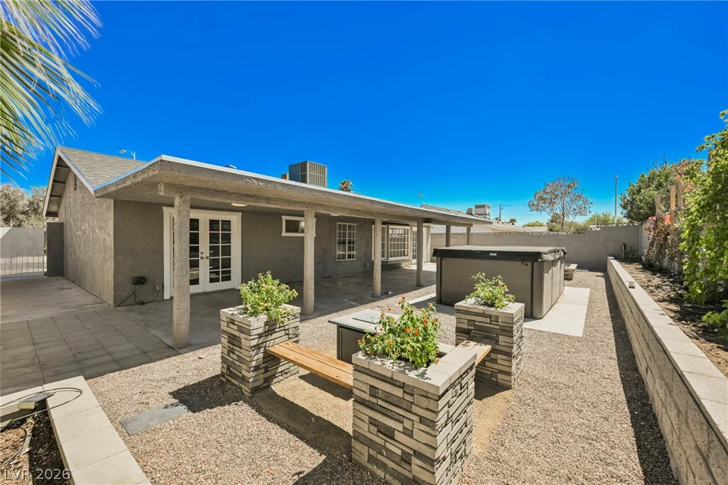 1612 Crest Haven, Las Vegas, NV 89108