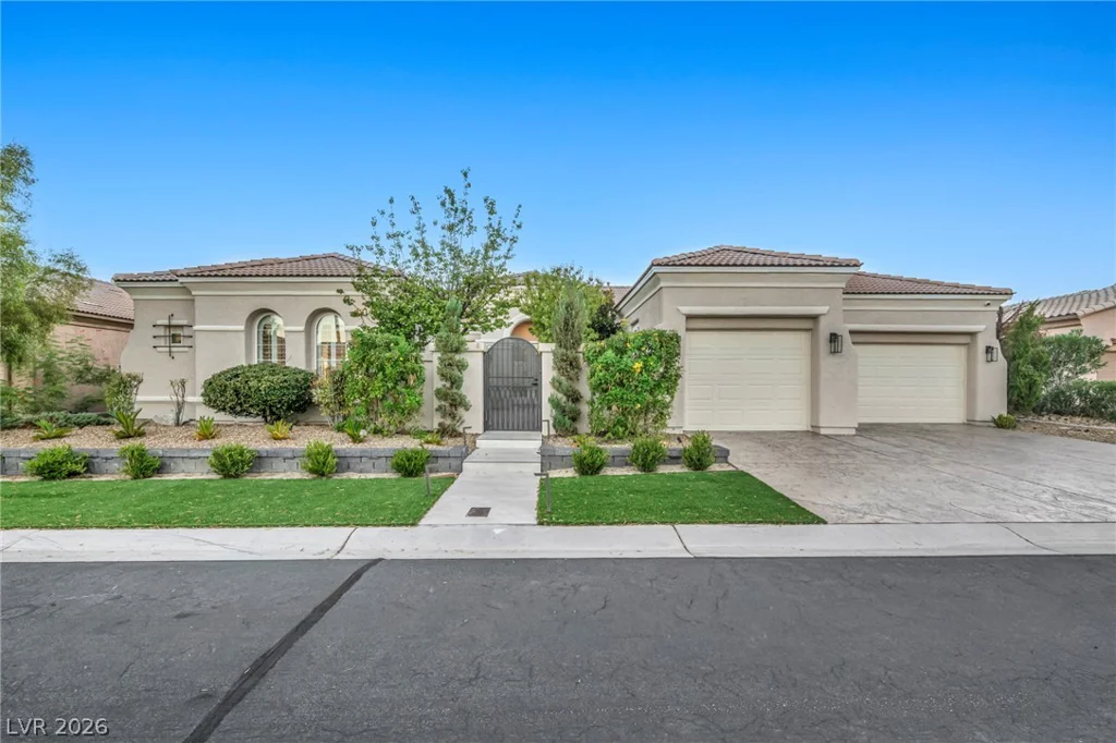 4555 Riva De Romanza, Las Vegas, NV 89135
