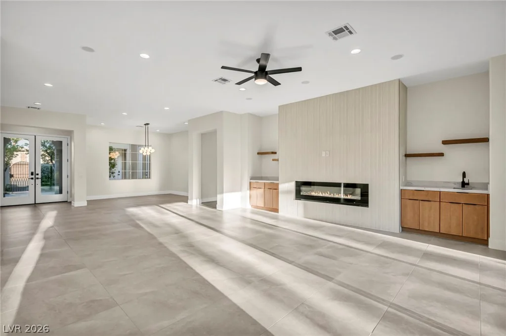 4555 Riva De Romanza, Las Vegas, NV 89135