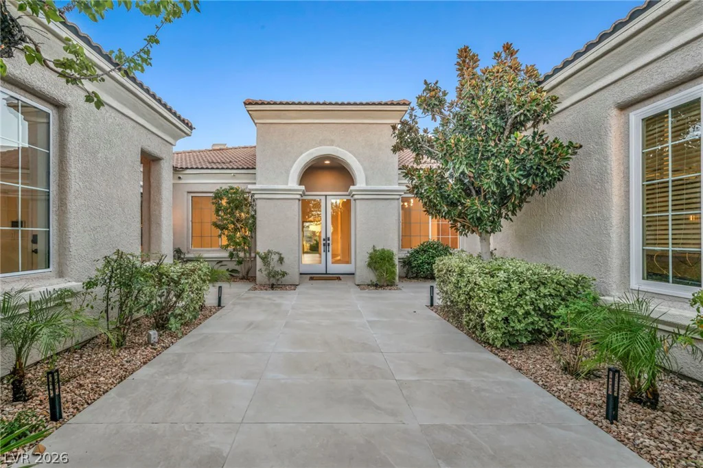 4555 Riva De Romanza, Las Vegas, NV 89135