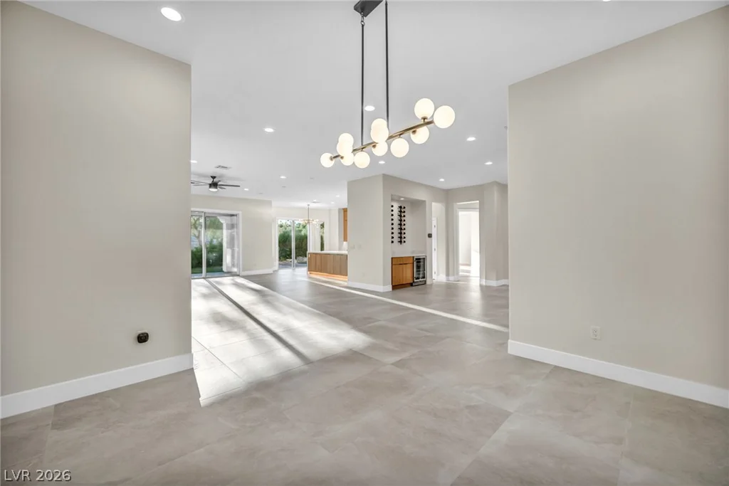 4555 Riva De Romanza, Las Vegas, NV 89135