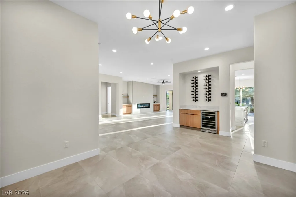 4555 Riva De Romanza, Las Vegas, NV 89135