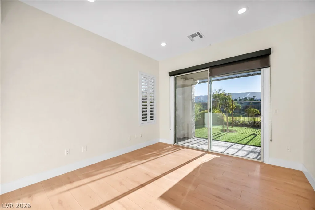 4555 Riva De Romanza, Las Vegas, NV 89135