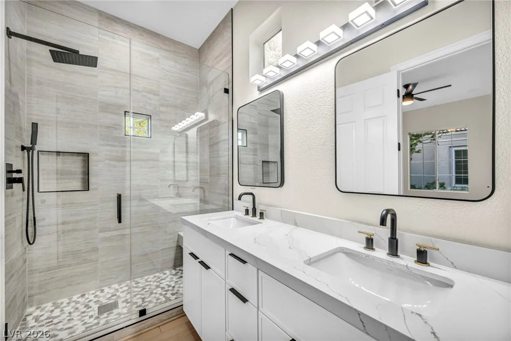 4555 Riva De Romanza, Las Vegas, NV 89135