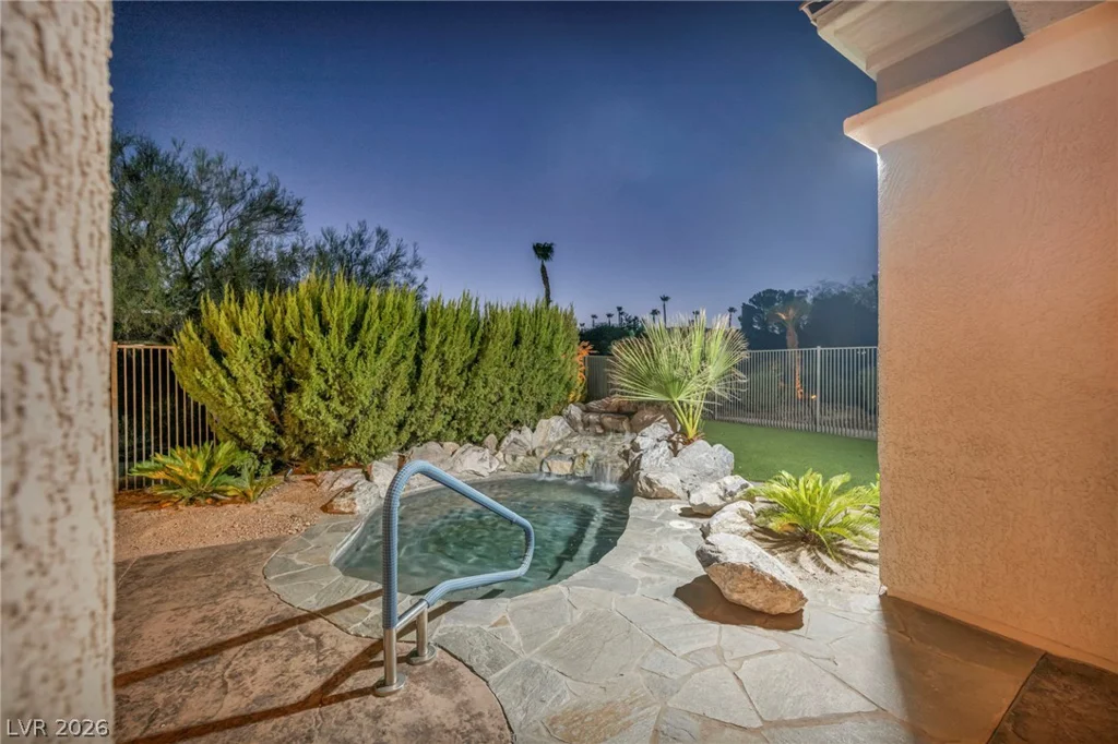 4555 Riva De Romanza, Las Vegas, NV 89135