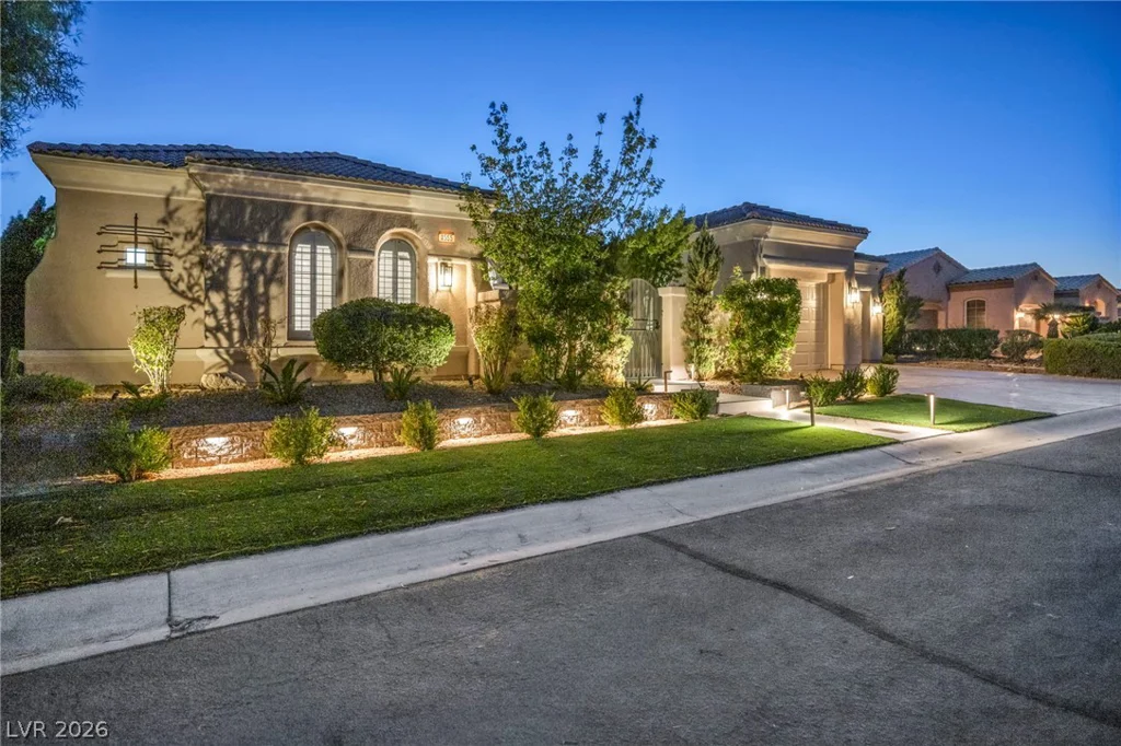 4555 Riva De Romanza, Las Vegas, NV 89135