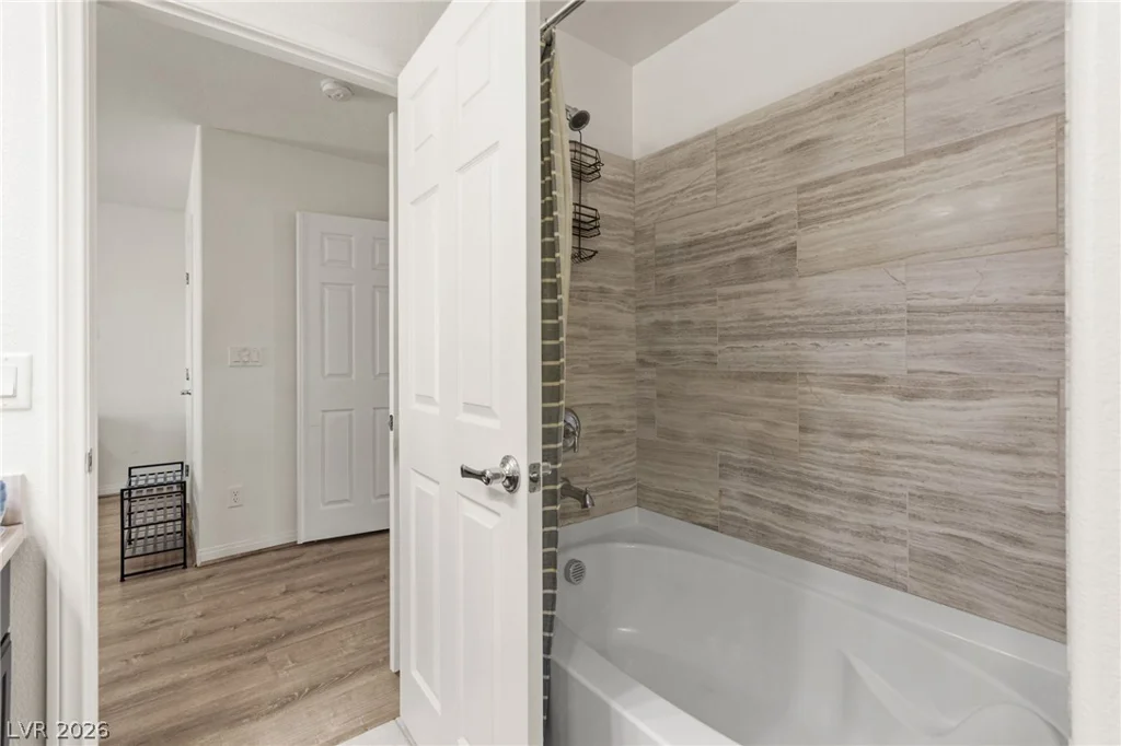 5929 Graystone Ridge, Las Vegas, NV 89141