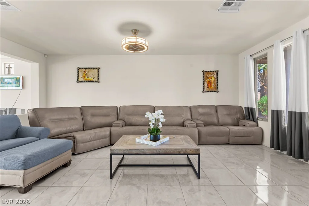 5929 Graystone Ridge, Las Vegas, NV 89141
