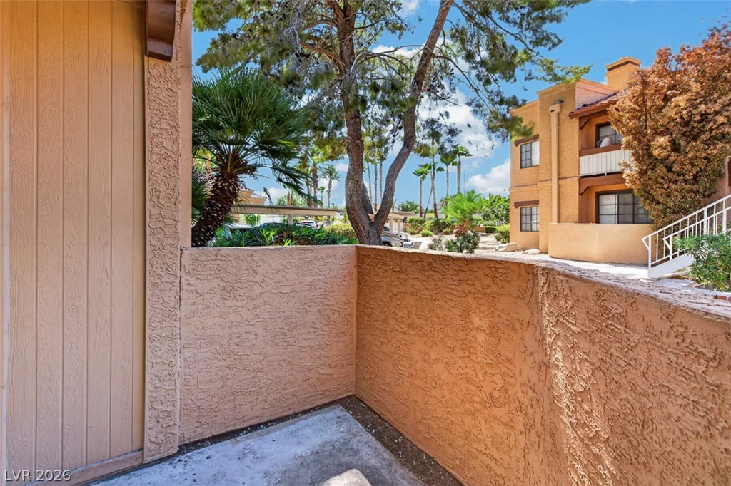 5170 Jones, Las Vegas, NV 89118
