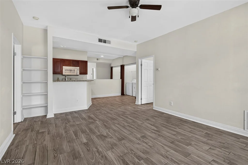 5170 Jones, Las Vegas, NV 89118