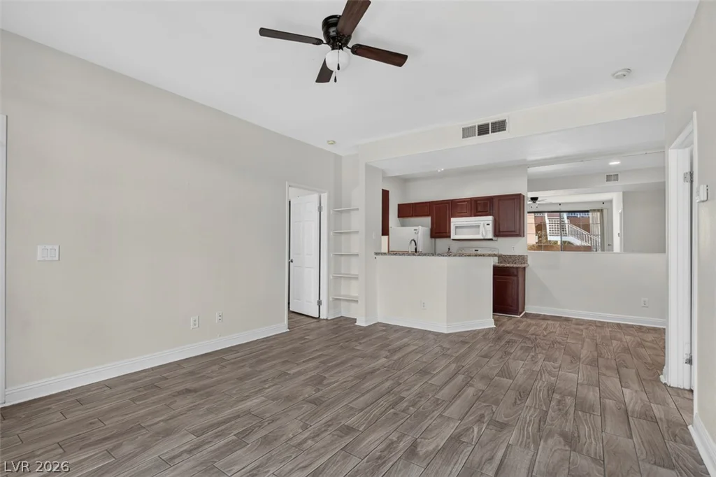 5170 Jones, Las Vegas, NV 89118