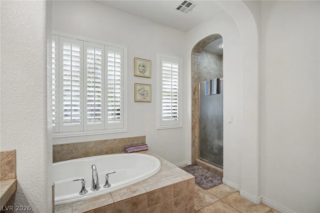 7567 Pearl Crescent, Las Vegas, NV 89113
