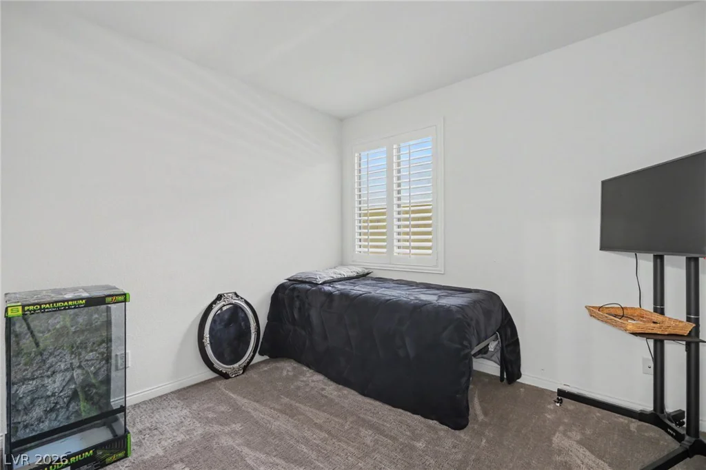 7567 Pearl Crescent, Las Vegas, NV 89113
