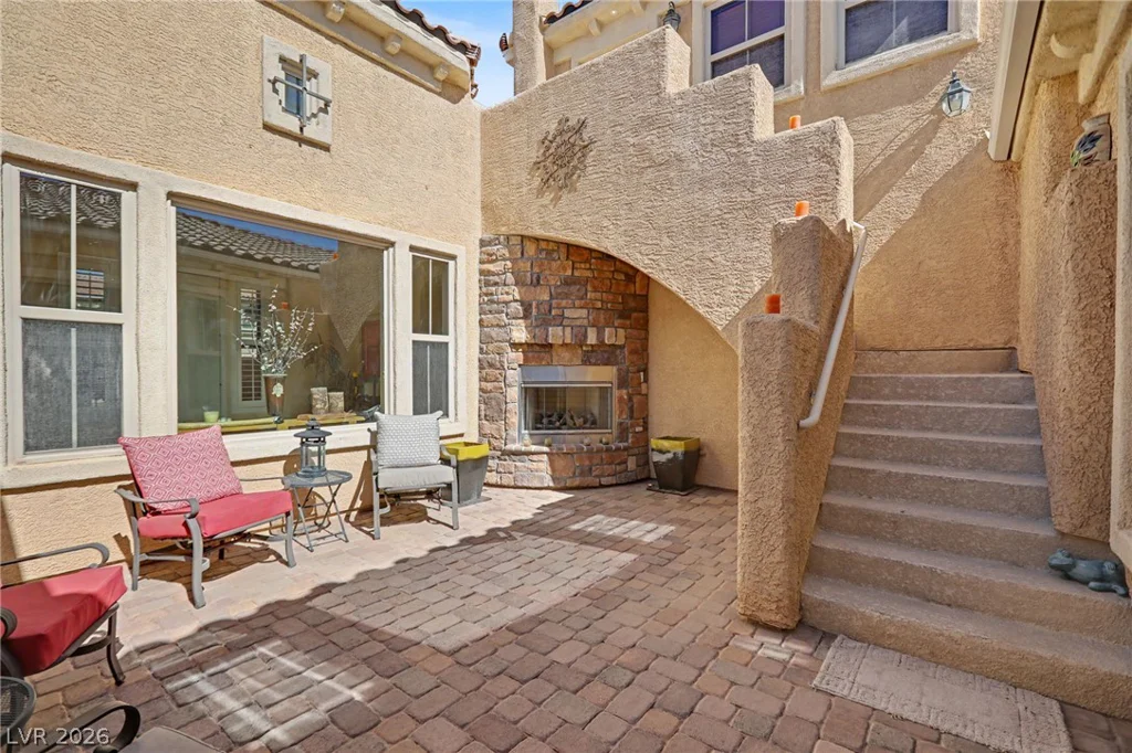 7567 Pearl Crescent, Las Vegas, NV 89113