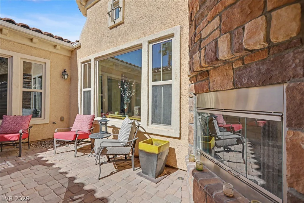 7567 Pearl Crescent, Las Vegas, NV 89113