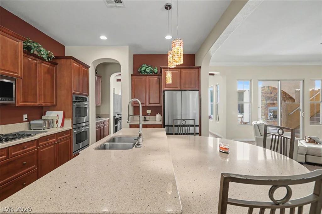 7567 Pearl Crescent, Las Vegas, NV 89113