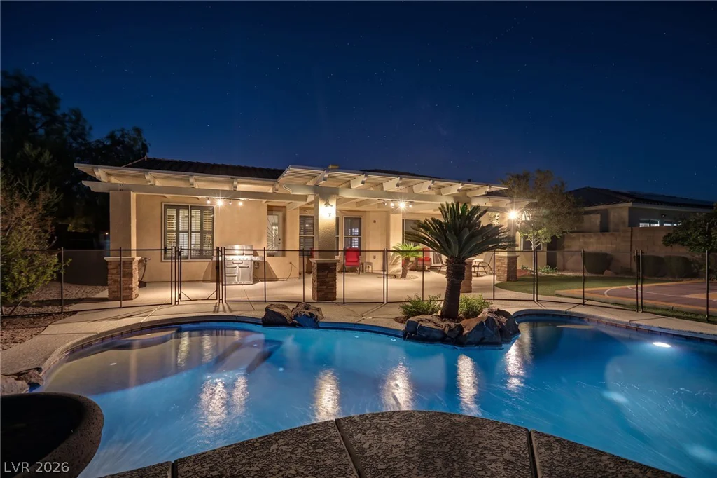 7567 Pearl Crescent, Las Vegas, NV 89113