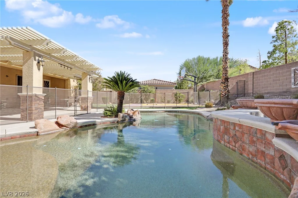 7567 Pearl Crescent, Las Vegas, NV 89113
