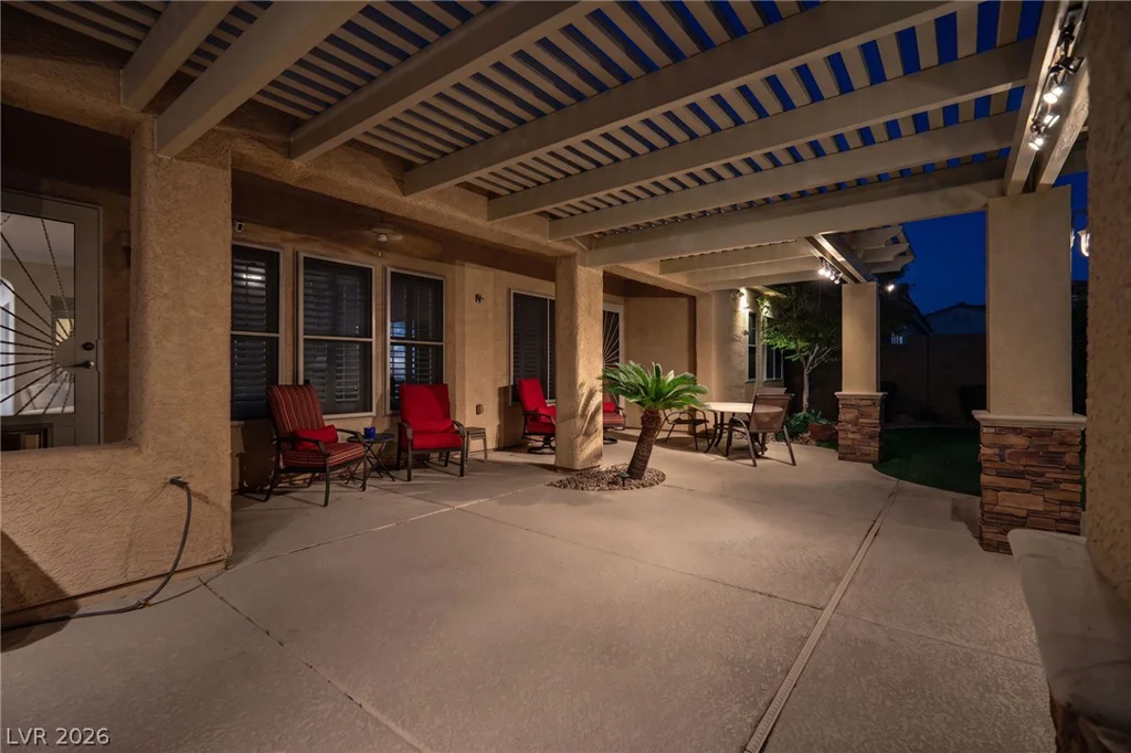 7567 Pearl Crescent, Las Vegas, NV 89113