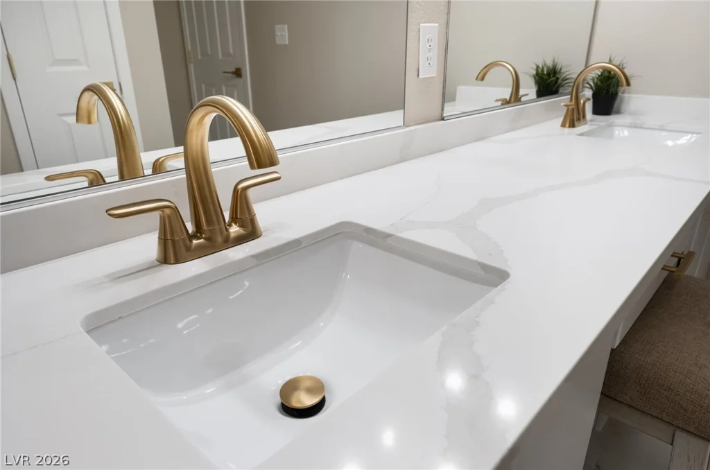 6955 Durango, Las Vegas, NV 89149
