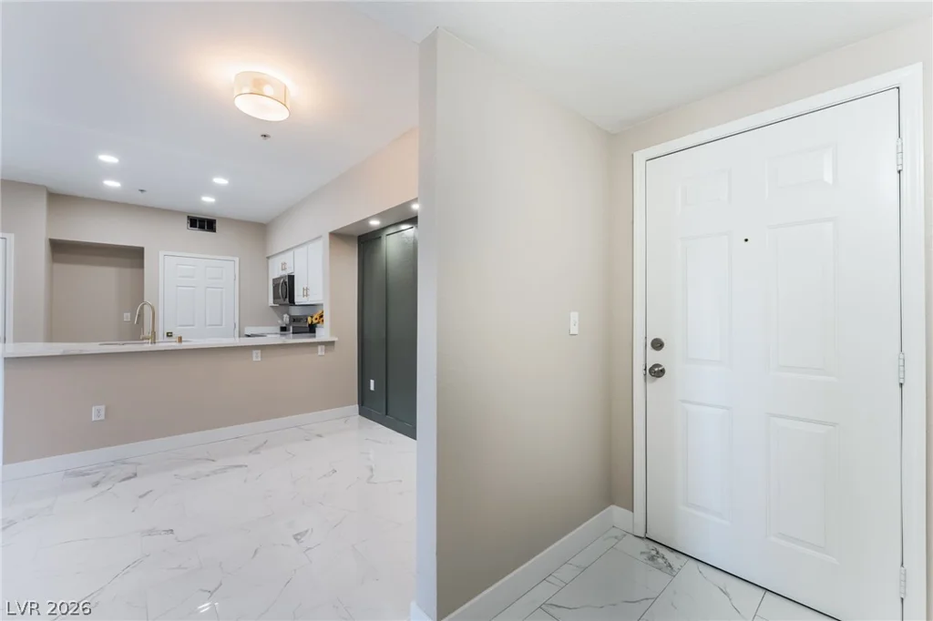 6955 Durango, Las Vegas, NV 89149