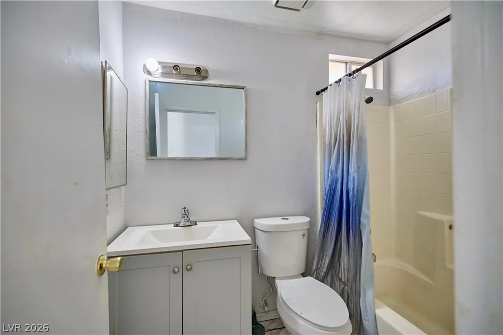 5906 Commodore Cove, Las Vegas, NV 89142