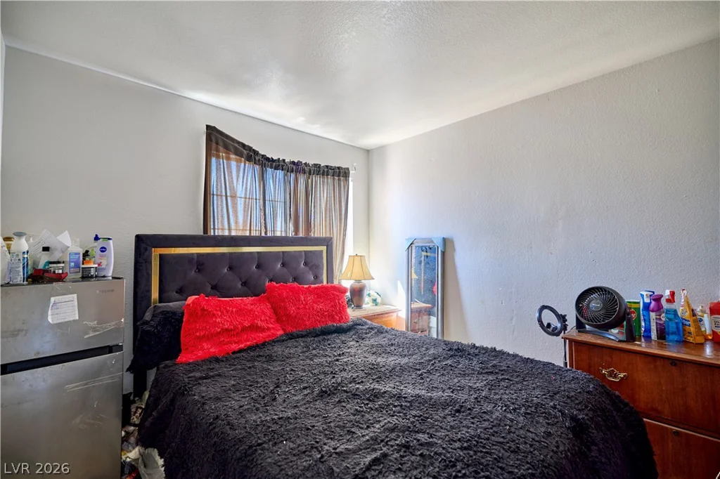 5906 Commodore Cove, Las Vegas, NV 89142