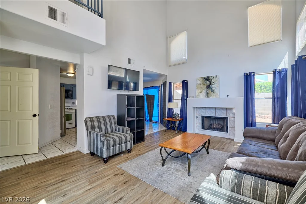5906 Commodore Cove, Las Vegas, NV 89142