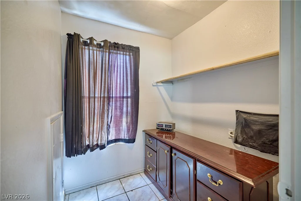 5906 Commodore Cove, Las Vegas, NV 89142