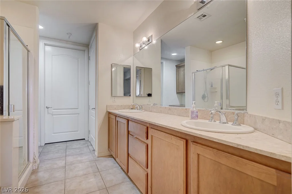 62 Serene, Las Vegas, NV 89123