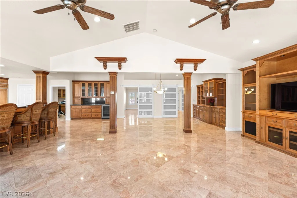 8821 Sandspring, Las Vegas, NV 89134