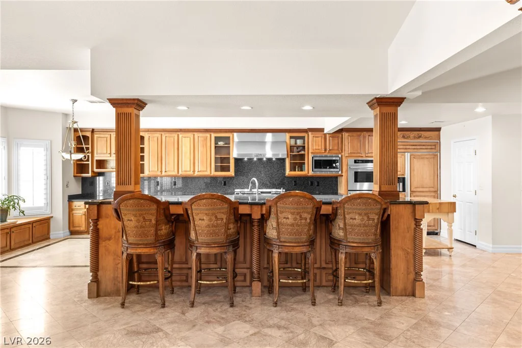 8821 Sandspring, Las Vegas, NV 89134