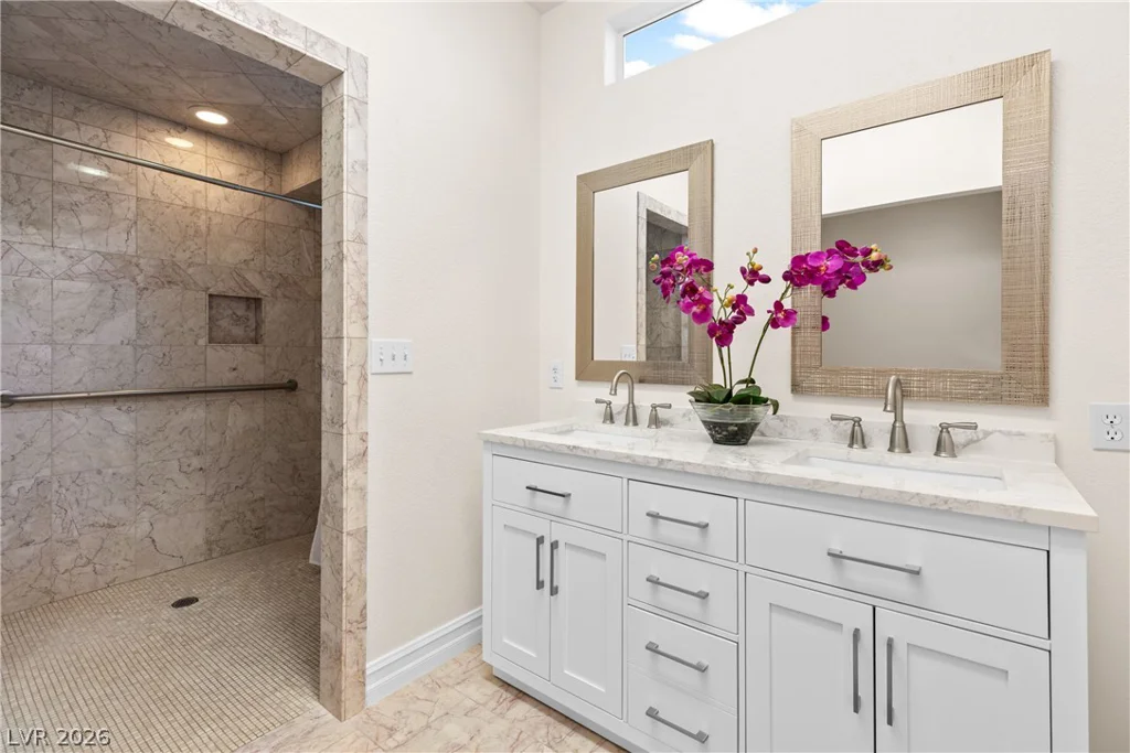 8821 Sandspring, Las Vegas, NV 89134
