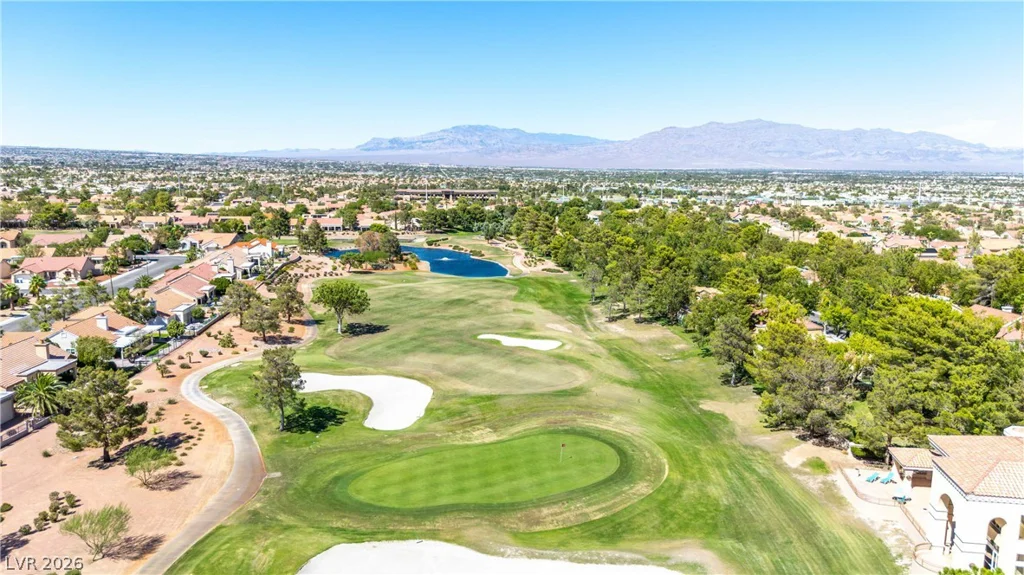 8821 Sandspring, Las Vegas, NV 89134