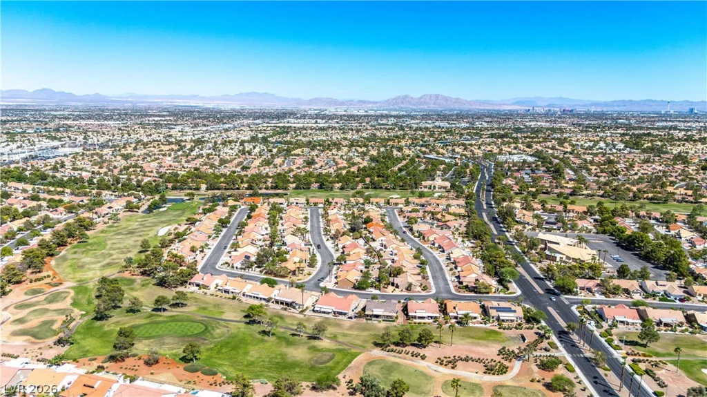 8821 Sandspring, Las Vegas, NV 89134