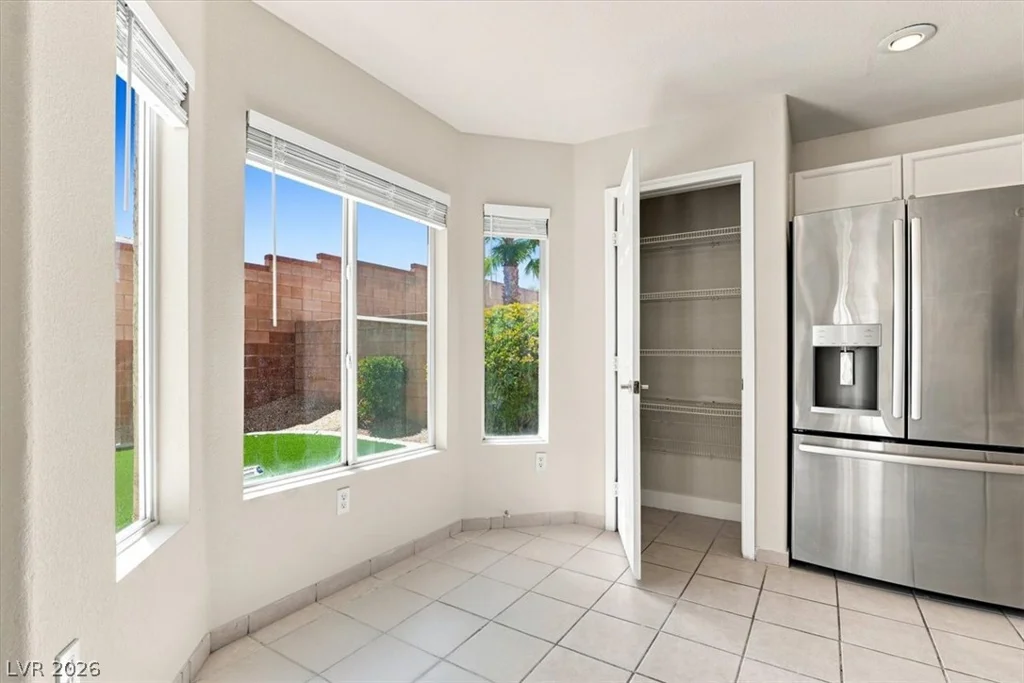 11037 Meadow Leaf, Las Vegas, NV 89144
