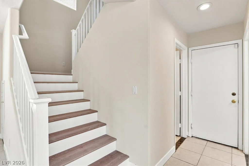 11037 Meadow Leaf, Las Vegas, NV 89144