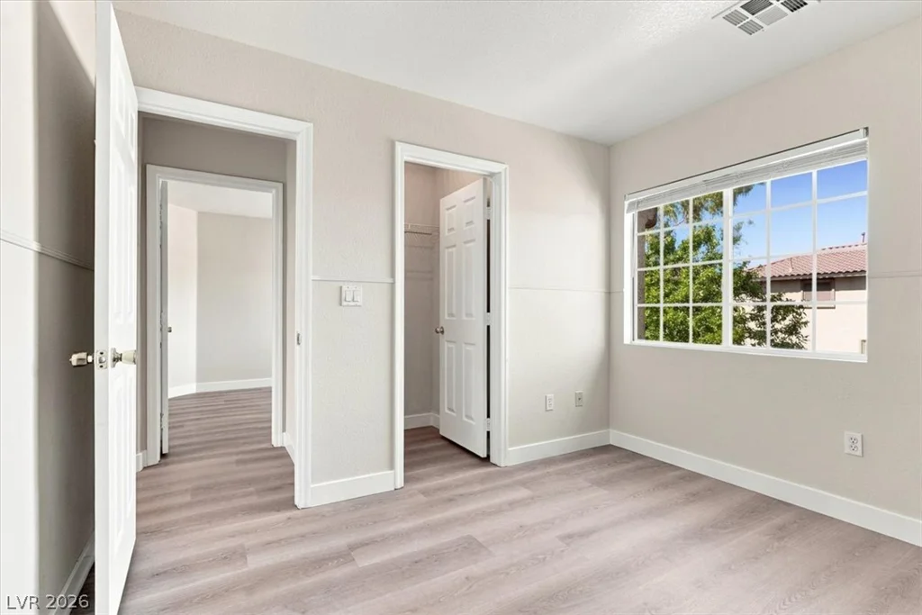 11037 Meadow Leaf, Las Vegas, NV 89144