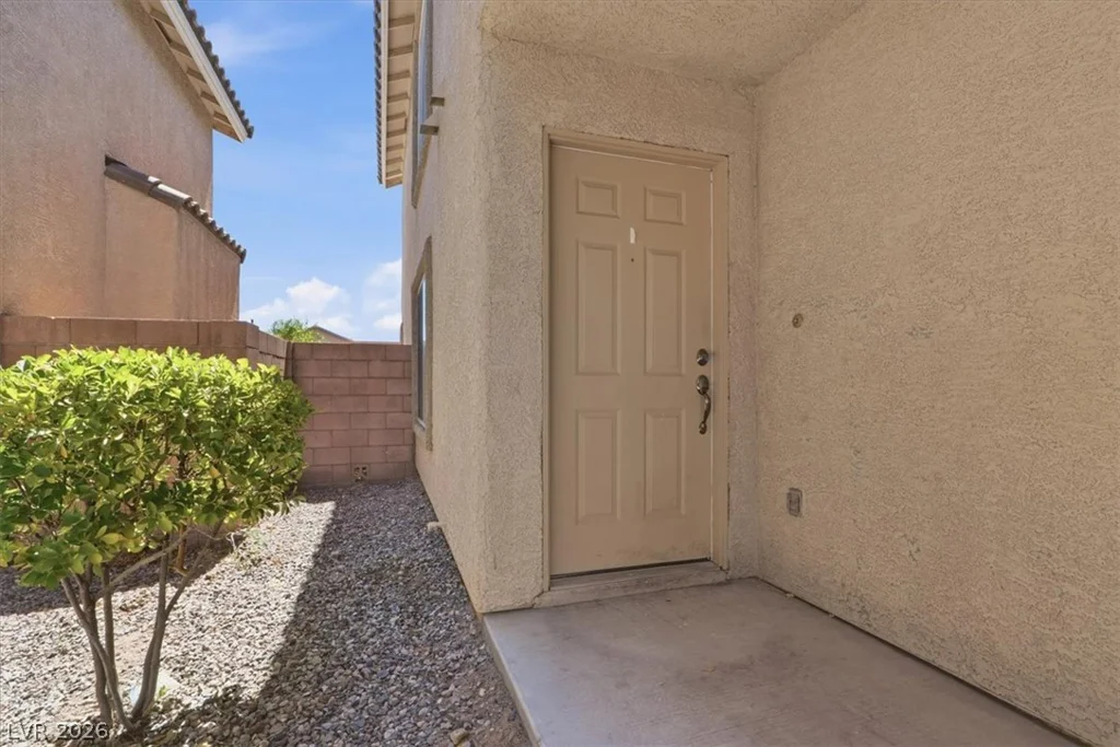 11037 Meadow Leaf, Las Vegas, NV 89144