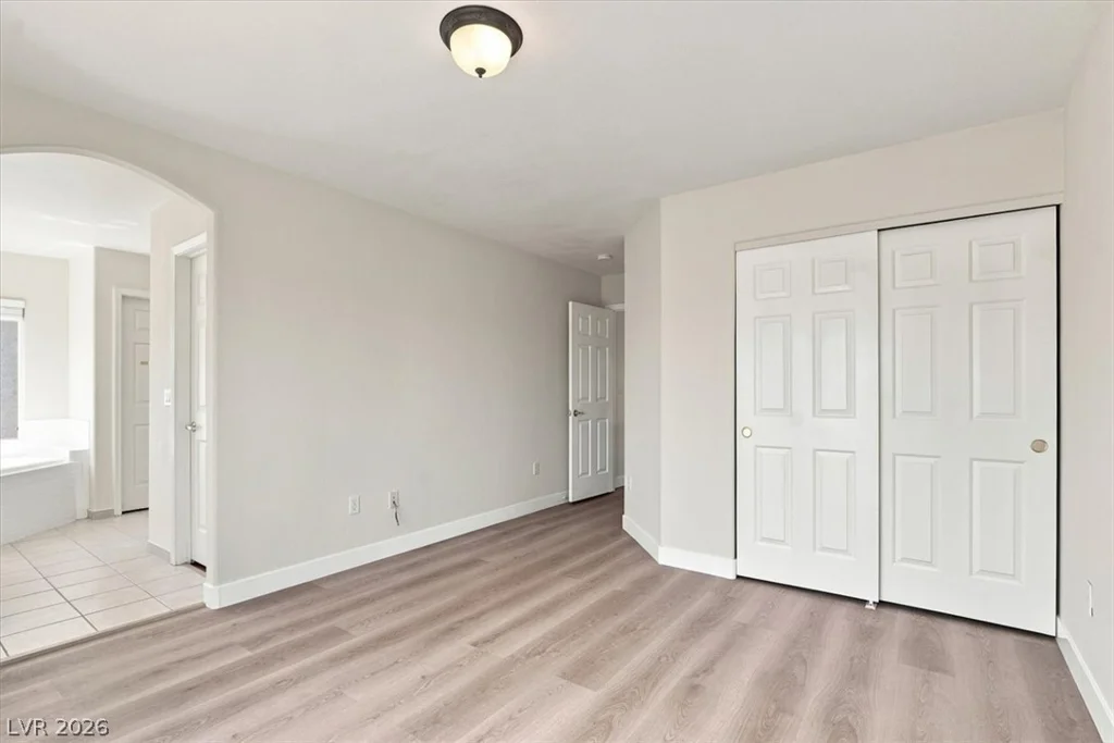 11037 Meadow Leaf, Las Vegas, NV 89144