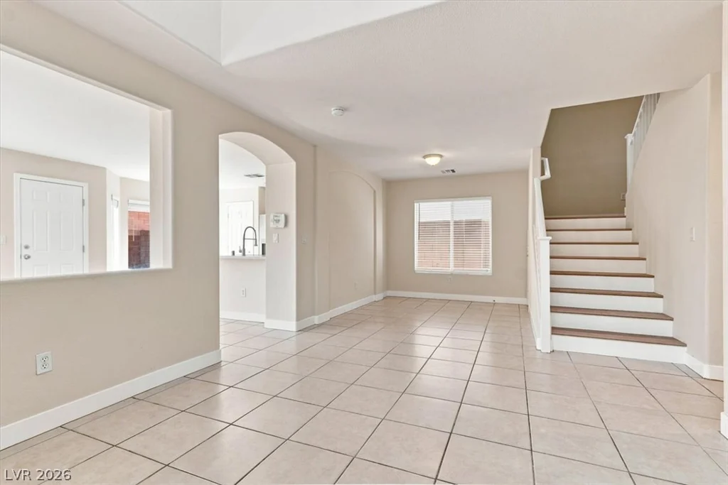 11037 Meadow Leaf, Las Vegas, NV 89144