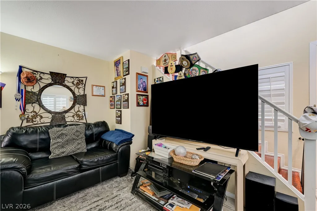 8325 Haven Cove, Las Vegas, NV 89113