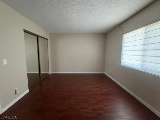 6641 Silverstream, Las Vegas, NV 89107