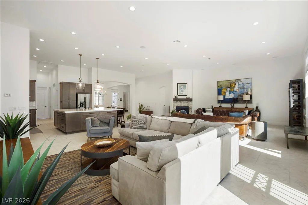 246 Calle Palacio, Henderson, NV 89012