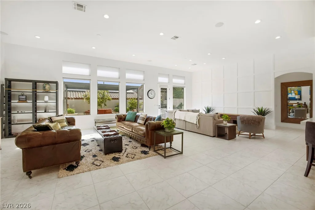 246 Calle Palacio, Henderson, NV 89012