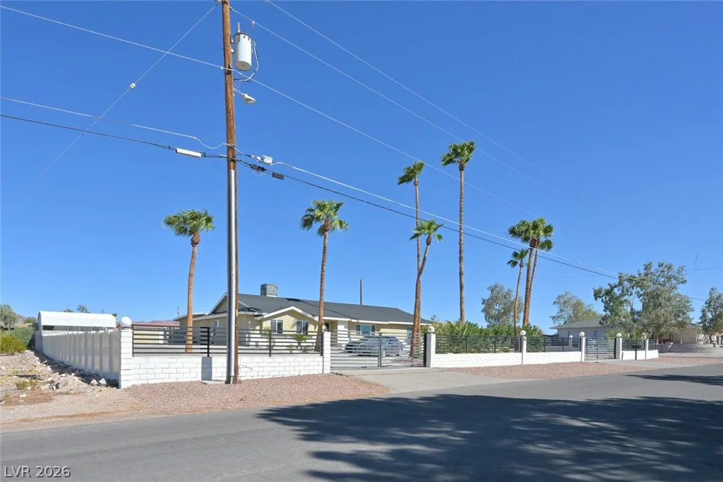 523 Emden, Henderson, NV 89015