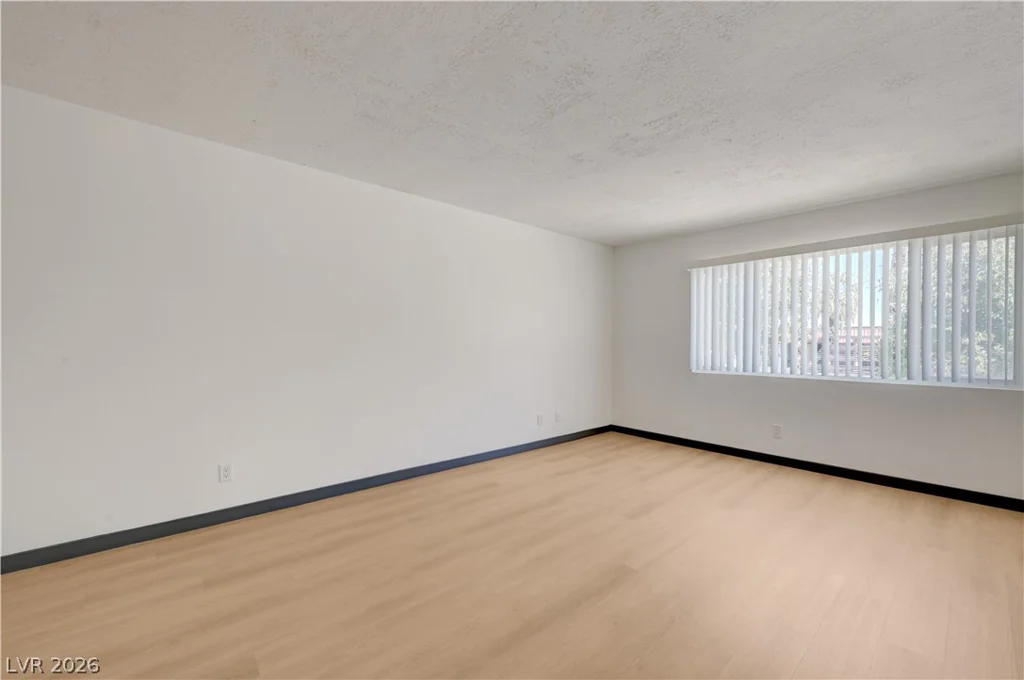 1405 Vegas Valley, Las Vegas, NV 89169